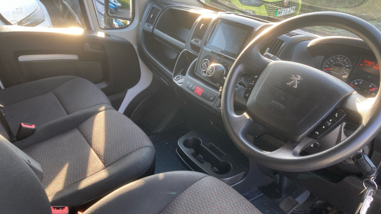 Peugeot Boxer 435 L4 Diesel 2.2 BlueHDi H3 Professional Premium+ Van 140ps